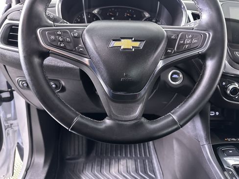 Used 2024 Chevrolet Equinox Premier image 47