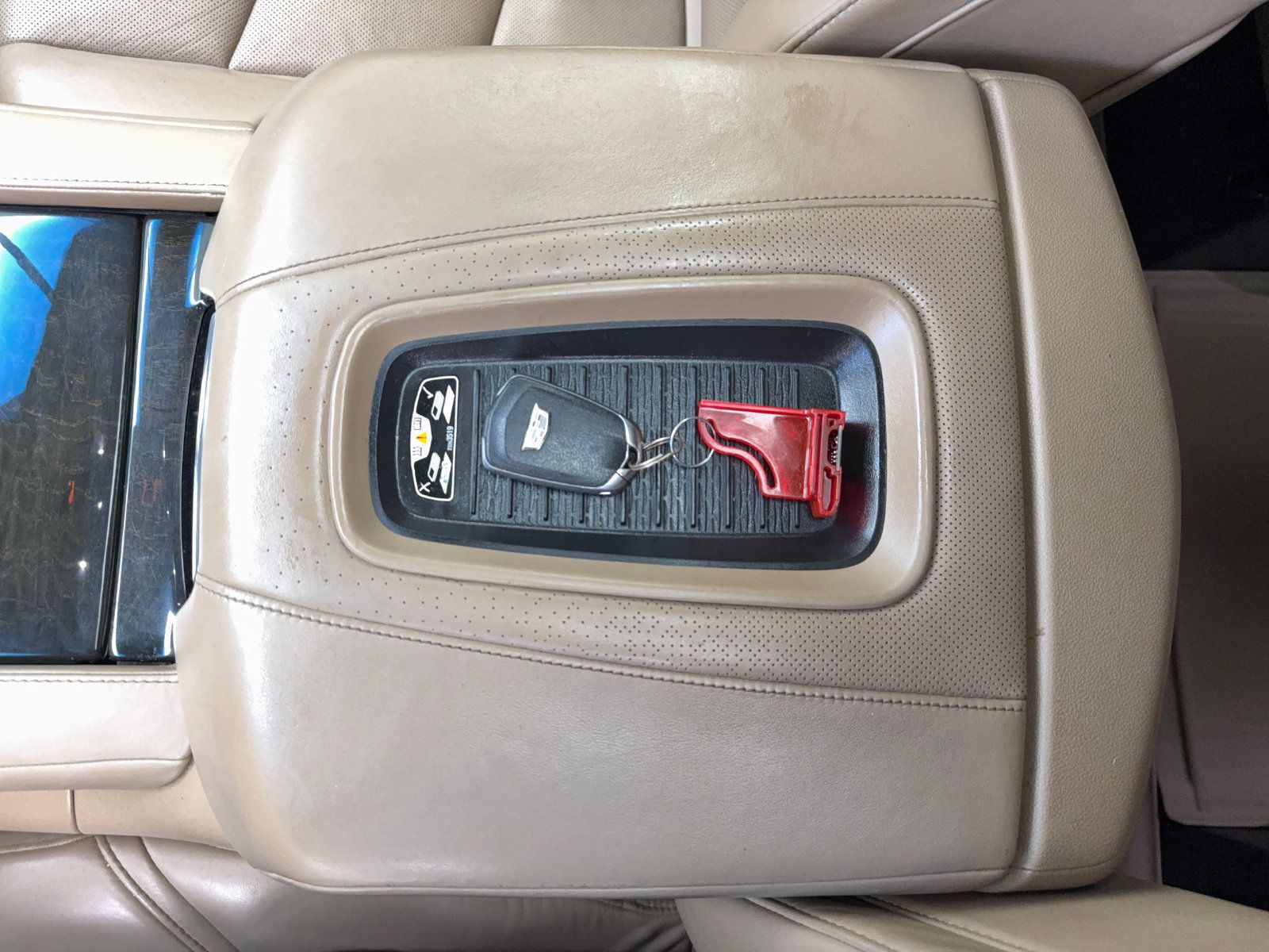 Used 2019 Cadillac Escalade Platinum AWD/4WD image 58