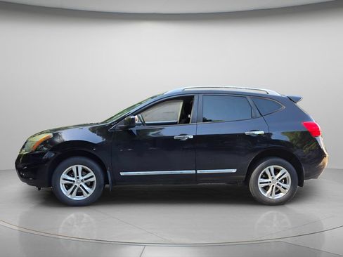 Used 2015 Nissan Rogue S w/ Convenience Package FWD image 3