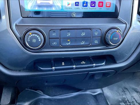 Used 2019 Chevrolet Silverado 1500 LT AWD/4WD image 14