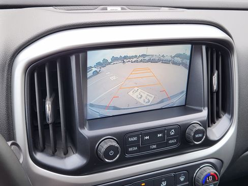 Used 2016 Chevrolet Colorado LT w/ Luxury Package, Chrome RWD image 21