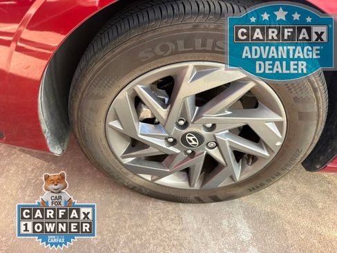 Used 2024 Hyundai Elantra SEL FWD image 7
