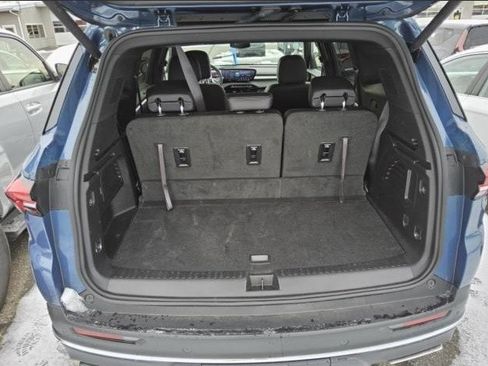 Used 2025 Buick Enclave Preferred image 6