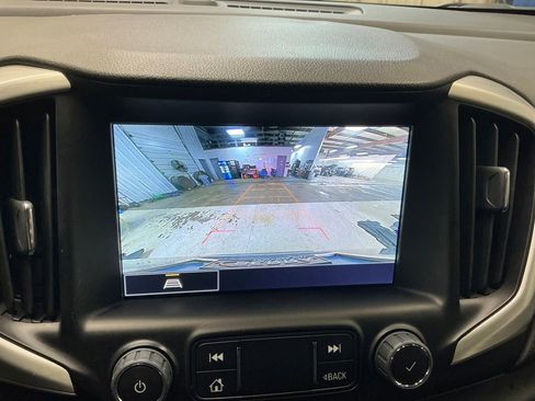 Certified 2023 GMC Terrain SLT w/ LPO, Floor Liner Package AWD/4WD image 23