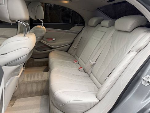 Used 2015 Mercedes-Benz S 550 Sedan image 25