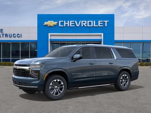 New 2026 Chevrolet Suburban LS w/ Max Trailering Package AWD/4WD image 2