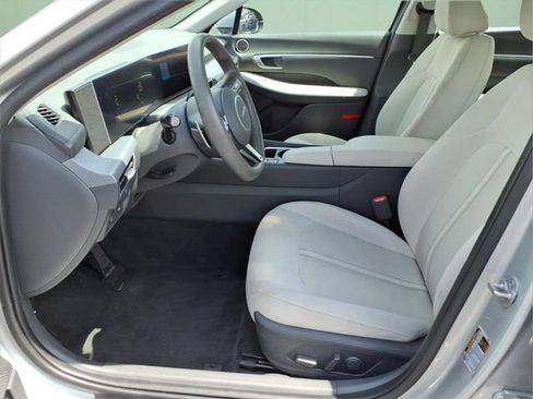 Used 2024 Hyundai Sonata SEL FWD image 16