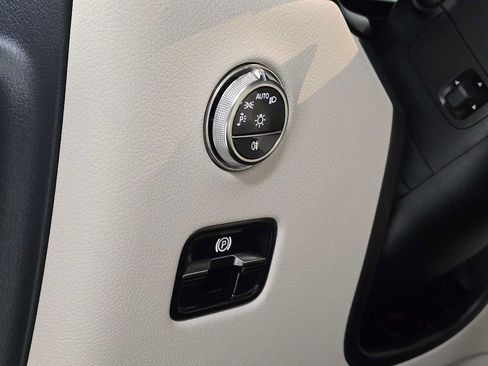 Certified 2026 Mercedes-Benz GLC 300 4MATIC image 24