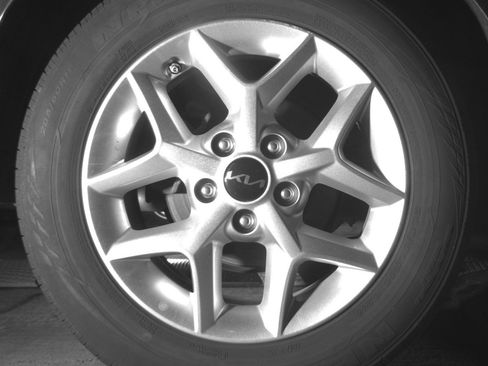 Used 2025 Kia Soul LX w/ LX Technology Package FWD image 15