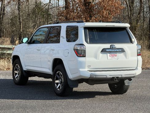 Used 2021 Toyota 4Runner TRD Off-Road Premium image 6