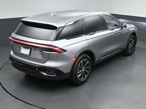 Certified 2025 Lincoln Nautilus Premier AWD/4WD image 42