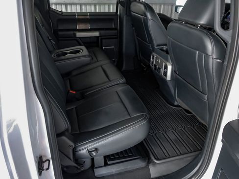 Used 2022 Ford F450 Lariat w/ Chrome Package image 36