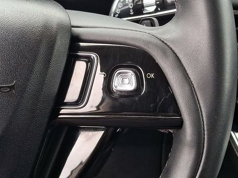 Used 2024 Lincoln Corsair FWD image 18