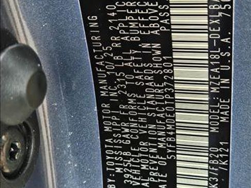 Used 2026 Toyota Corolla LE FWD image 15