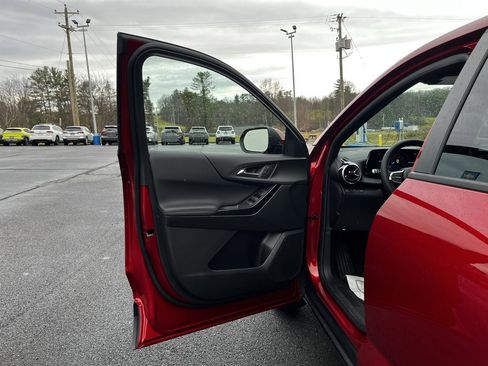 New 2026 Chevrolet Equinox LT image 9