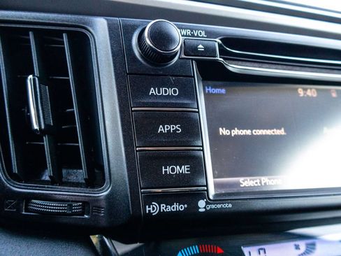 Used 2016 Toyota RAV4 XLE FWD image 27
