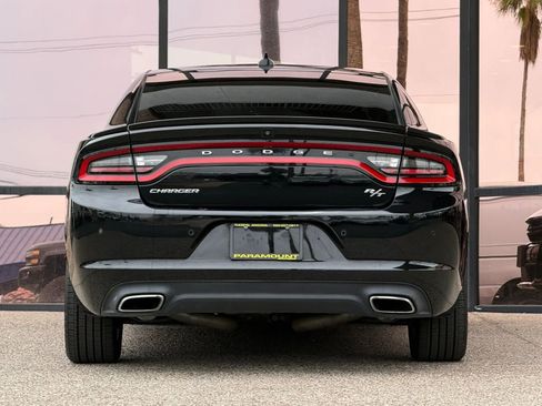 Used 2018 Dodge Charger R/T RWD image 10