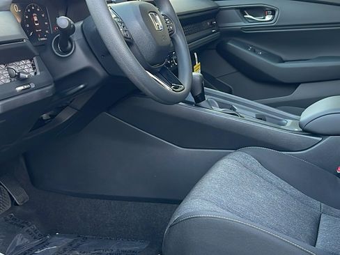 New 2025 Honda Accord SE image 13