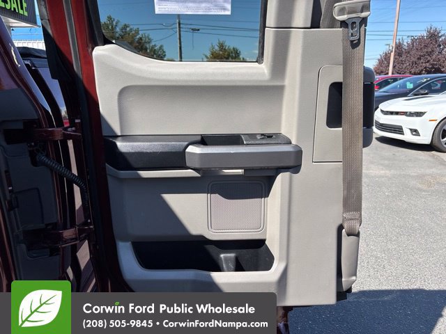 Used 2015 Ford F150 XLT w/ Equipment Group 301A Mid AWD/4WD image 28