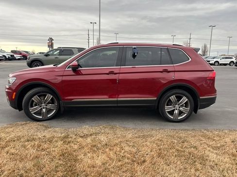 Used 2018 Volkswagen Tiguan SEL Premium image 6