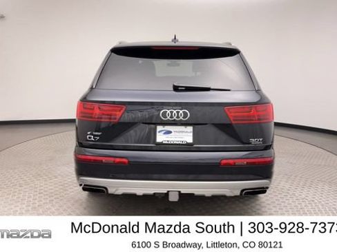 Used 2017 Audi Q7 3.0T Prestige AWD/4WD image 3