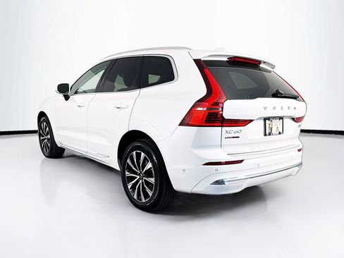 Used 2023 Volvo XC60 B5 Plus image 7