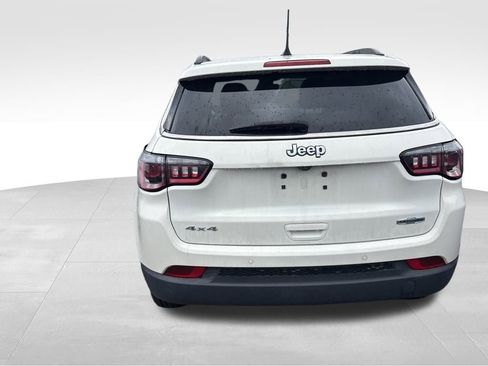 Used 2021 Jeep Compass Latitude w/ Driver Assistance Group image 10