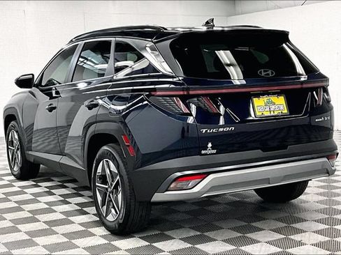 Used 2025 Hyundai Tucson SEL AWD/4WD image 2