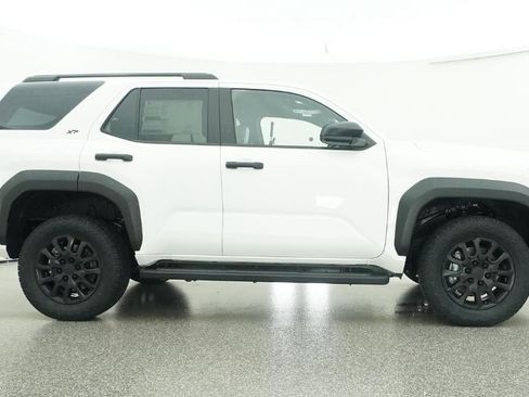 New 2026 Toyota 4Runner SR5 image 27