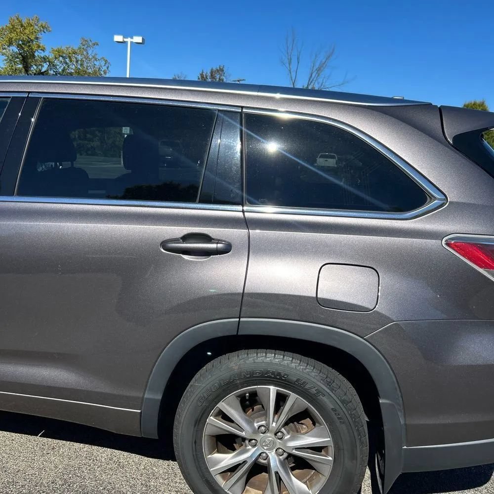 Used 2014 Toyota Highlander XLE AWD/4WD image 6