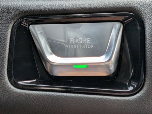 New 2026 GMC Yukon Denali w/ Denali Reserve Package AWD/4WD image 35