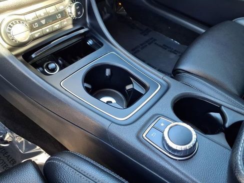 Used 2016 Mercedes-Benz CLA 250 image 17