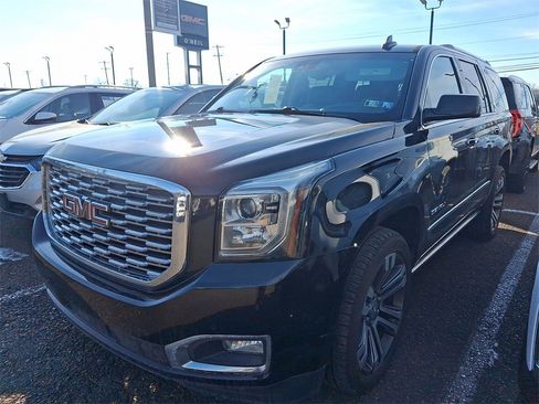 Used 2018 GMC Yukon Denali w/ Denali Ultimate Package image 3