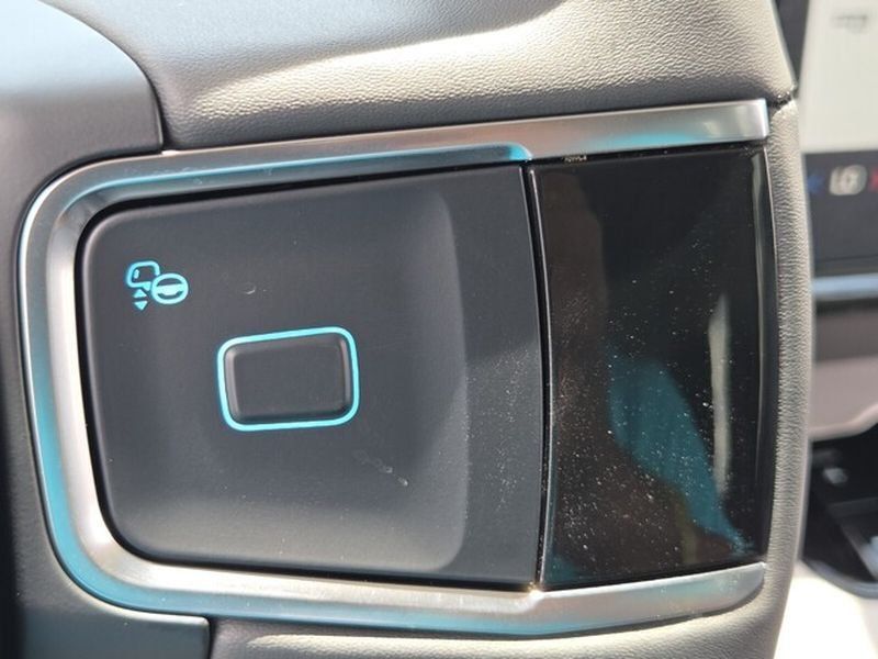 New 2027 Ford Expedition Active RWD image 27