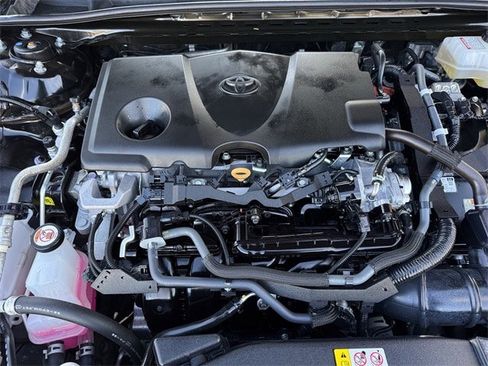 Used 2023 Toyota Camry SE image 32