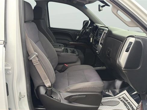Used 2018 GMC Sierra 1500 SLE w/ Suspension Package, Off-Road AWD/4WD image 13