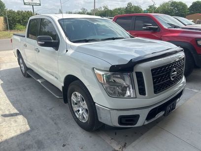 Used 2019 Nissan Titan SV