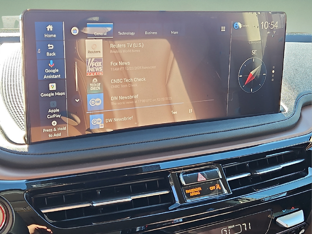 Certified 2026 Acura MDX w/ Technology Package FWD image 17