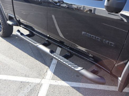 Used 2025 Chevrolet Silverado 2500 LTZ w/ LTZ Plus Package image 12