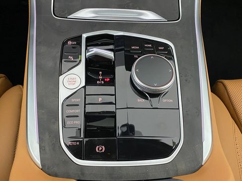 New 2026 BMW X5 sDrive40i image 15