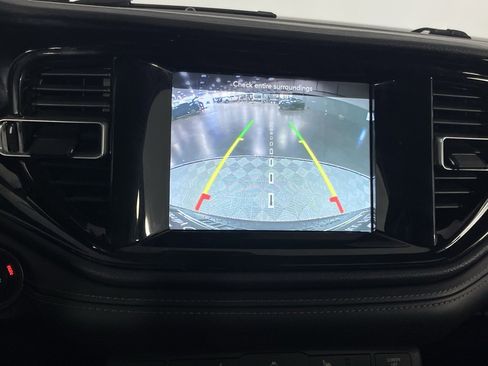 Certified 2023 Dodge Durango SXT image 18