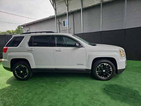 Used 2017 GMC Terrain SLE w/ Nightfall Package AWD/4WD image 3
