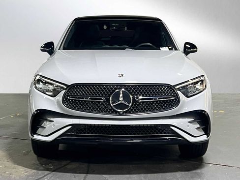 Used 2025 Mercedes-Benz GLC 300 GLC 300 image 8