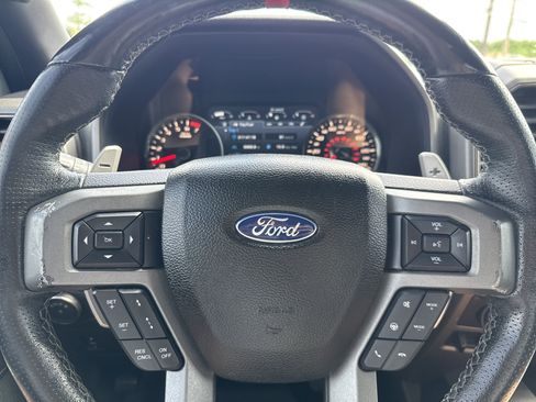 Used 2018 Ford F150 Raptor w/ Equipment Group 802A Luxury AWD/4WD image 15