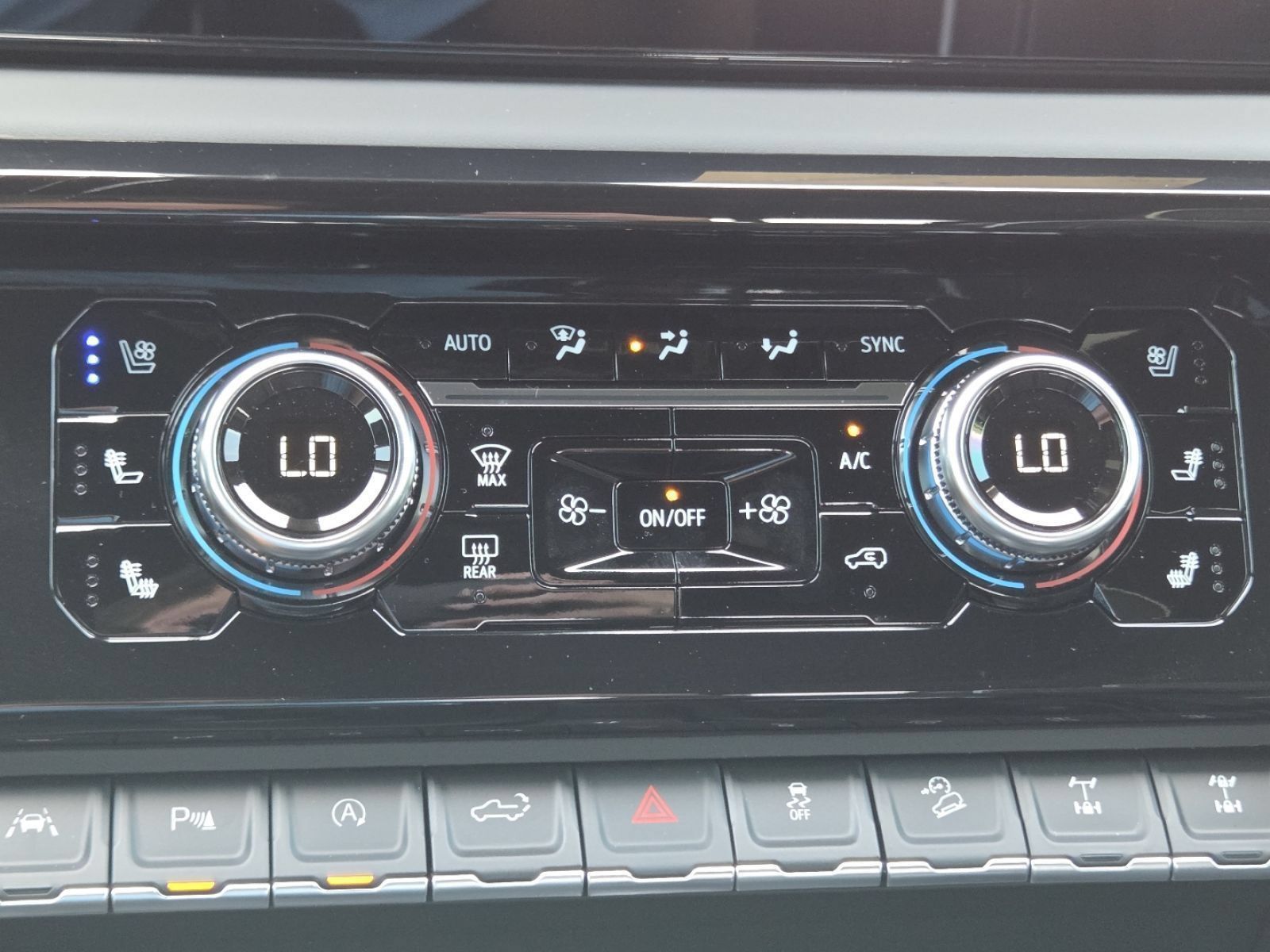 New 2026 GMC Sierra 1500 AT4X AWD/4WD image 35