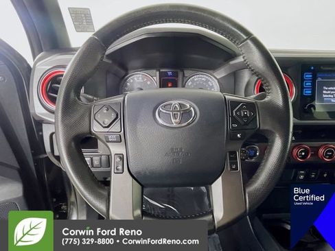 Used 2018 Toyota Tacoma TRD Off-Road AWD/4WD image 14