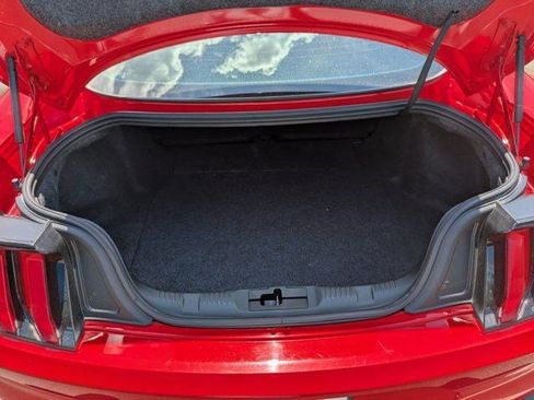 Used 2019 Ford Mustang GT RWD image 25