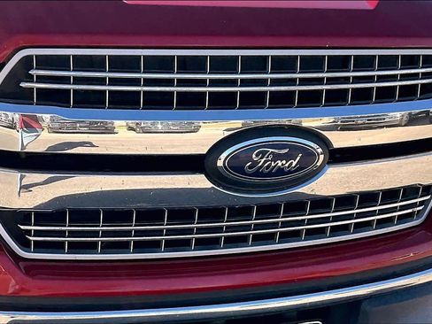 Used 2020 Ford F150 Lariat image 28