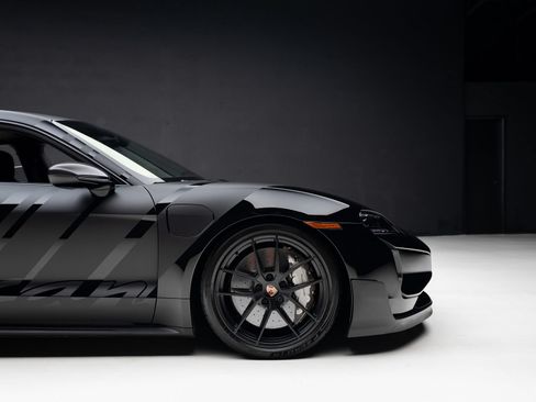 Used 2025 Porsche Taycan Turbo GT AWD/4WD image 43