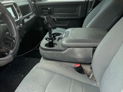 Used 2019 RAM 1500 Tradesman w/ Popular Equipment Group RWD image 9